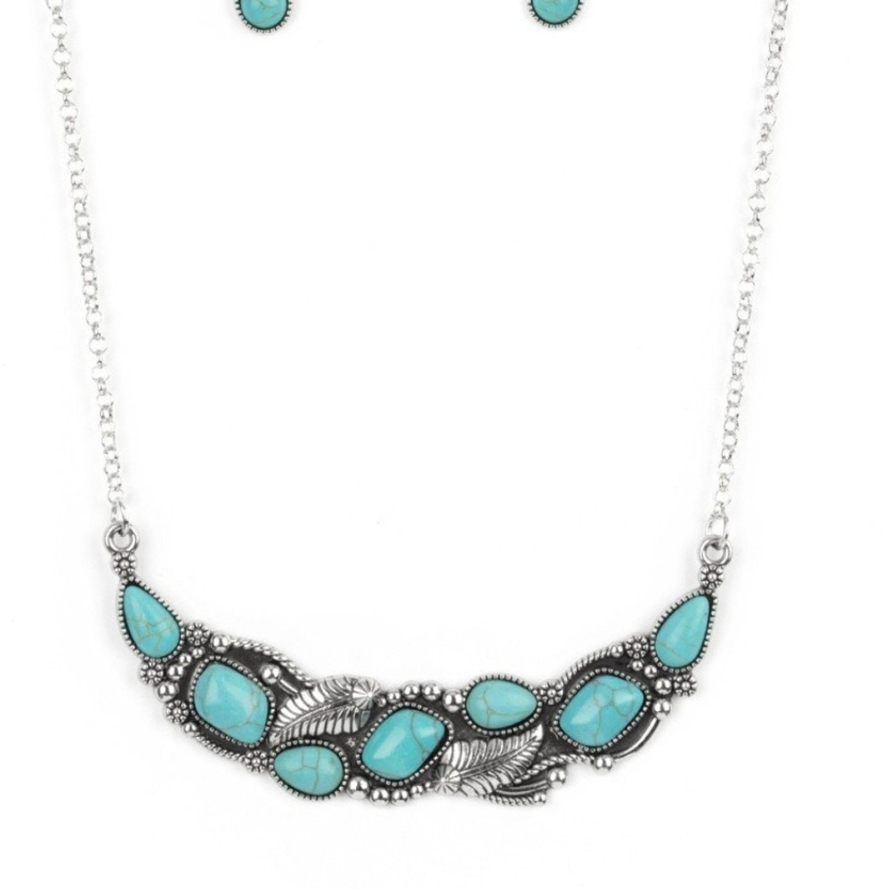 Silver Necklace with Turquoise Stones
Cottage Garden - blue - Paparazzi Fashion